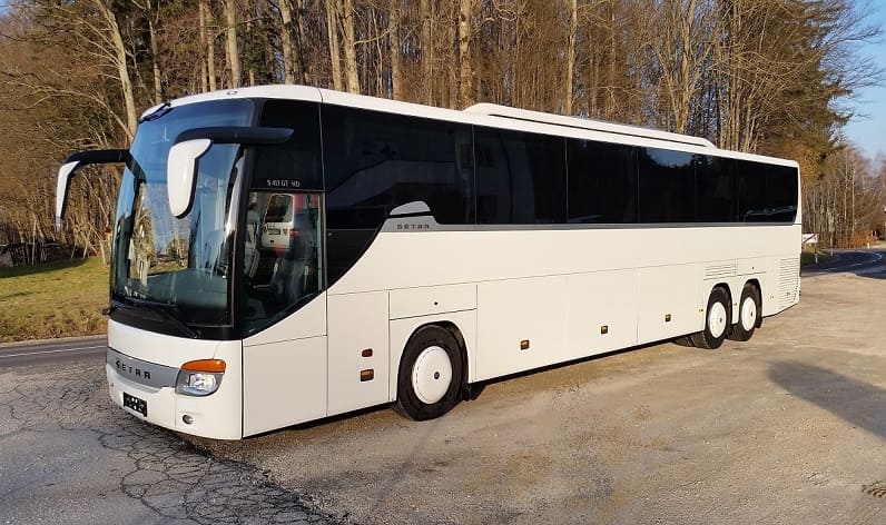 Pest: Buses hire in Dunakeszi in Dunakeszi and Hungary